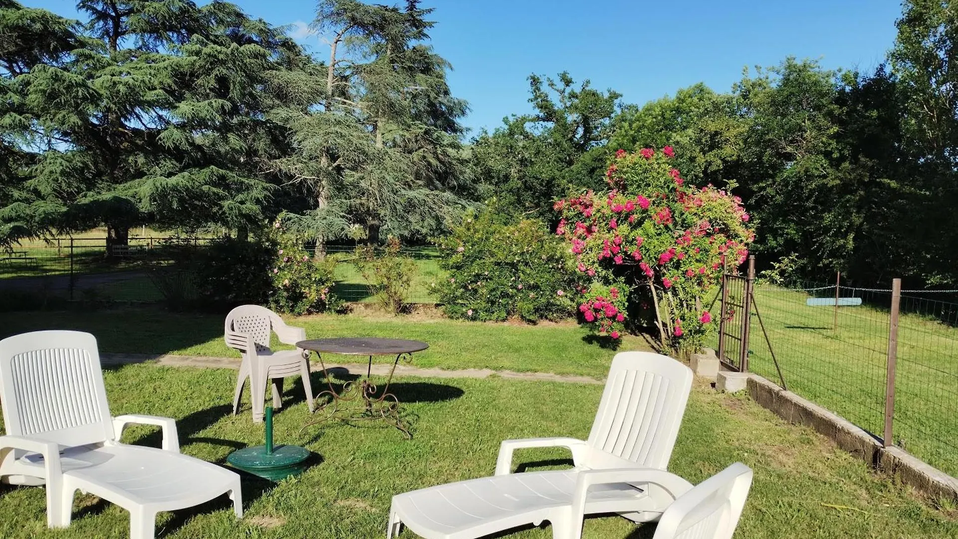 La Ferme Du Pigeonnier Villa Mirande  Mirande (Gers)